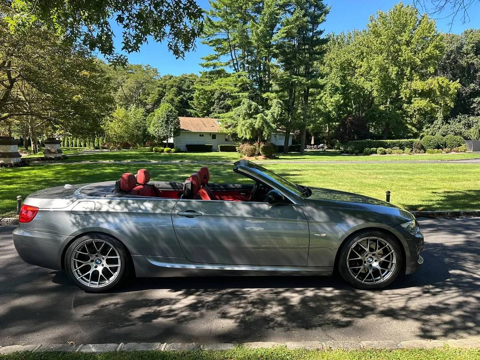 2013 BMW E93 335i Convertible - Image 6 of 23