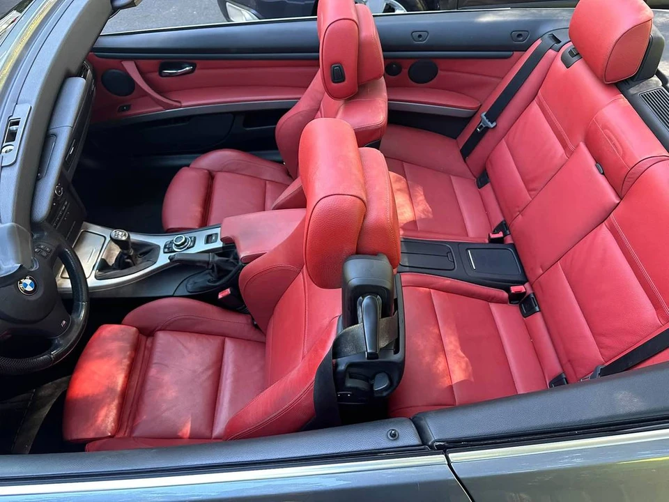 2013 BMW E93 335i Convertible - Image 14 of 23