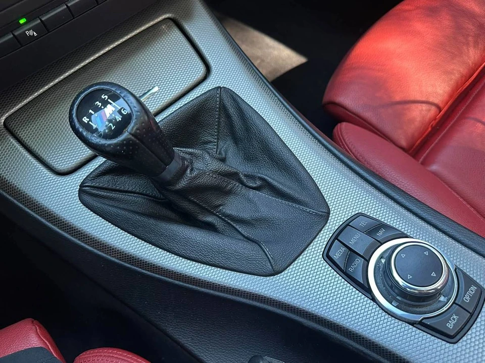 2013 BMW E93 335i Convertible - Image 18 of 23
