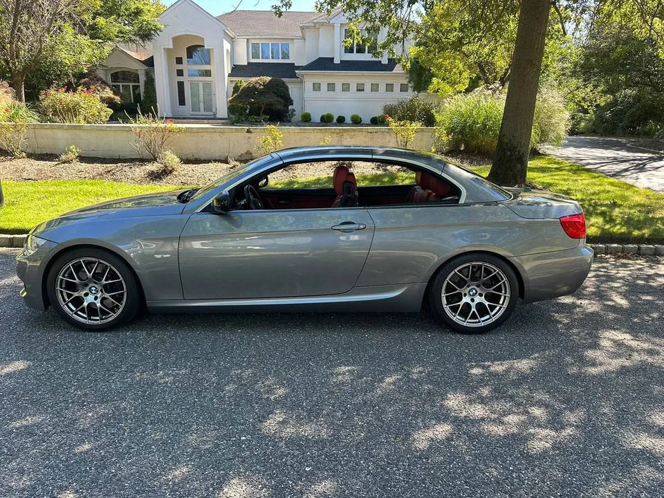 2013 BMW E93 335i Convertible - Image 8 of 23