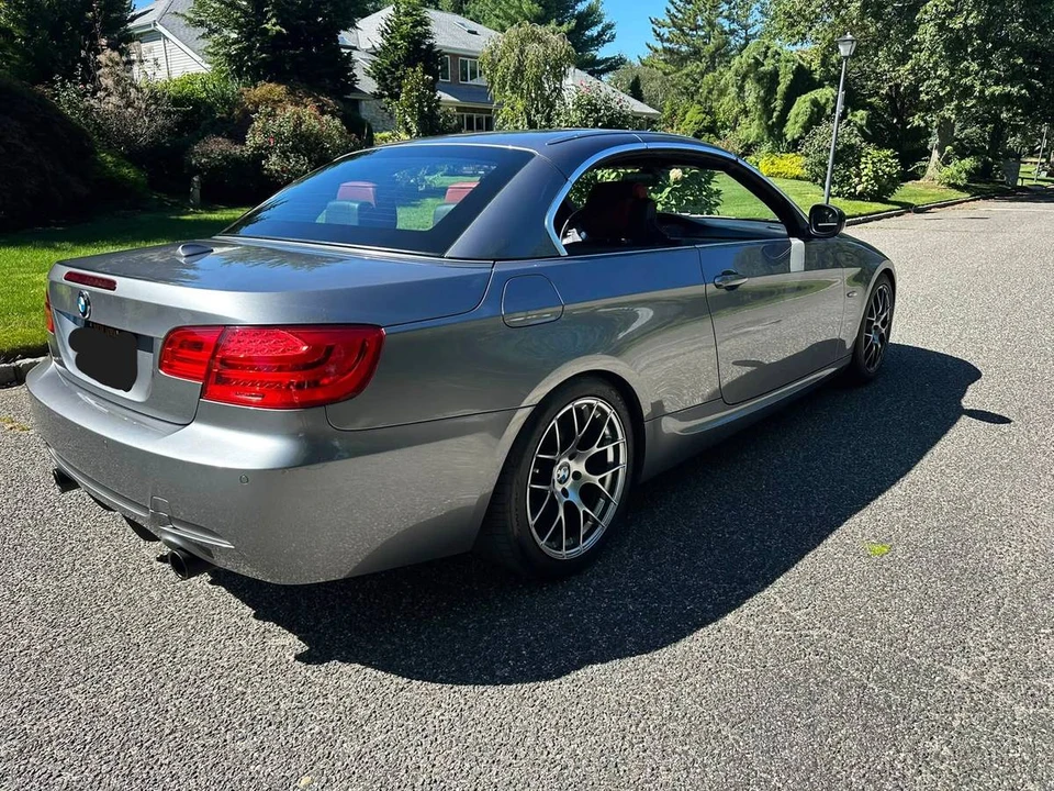 2013 BMW E93 335i Convertible - Image 9 of 23