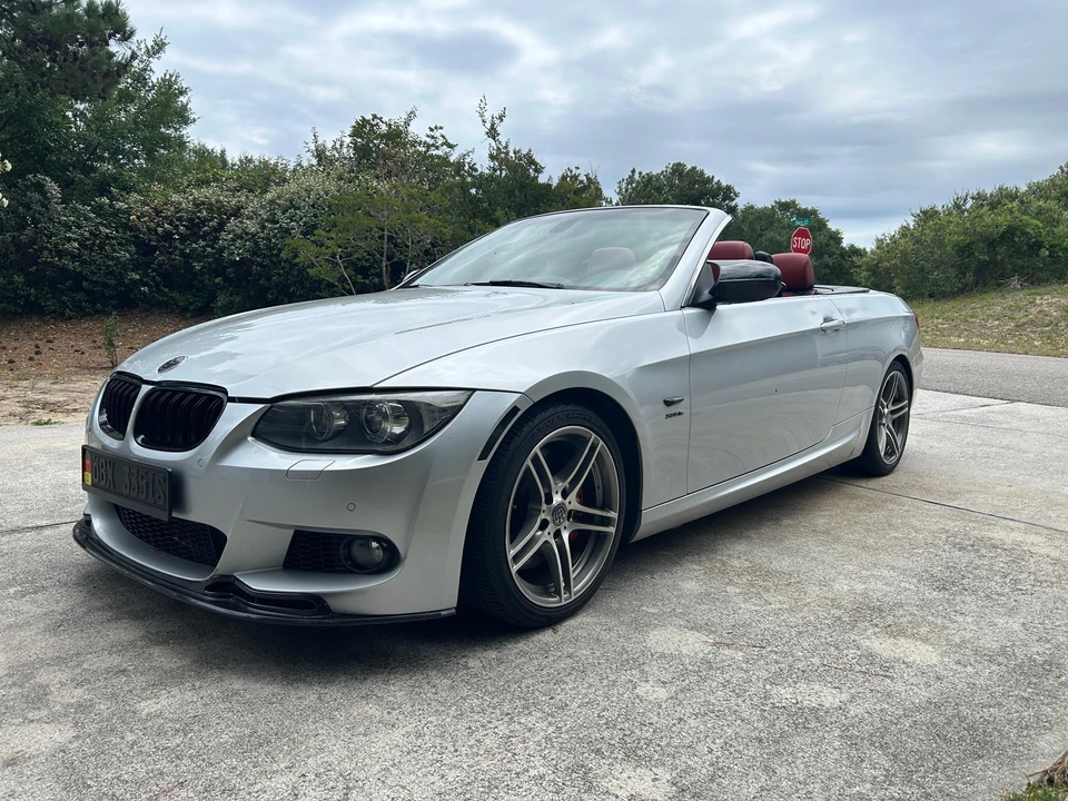 2013 BMW E93 335i Convertible - Image 9 of 31