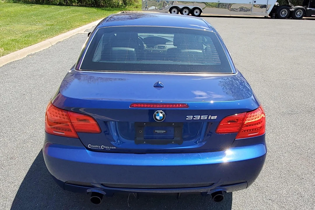 2013 BMW E93 335i Convertible - Image 5 of 31