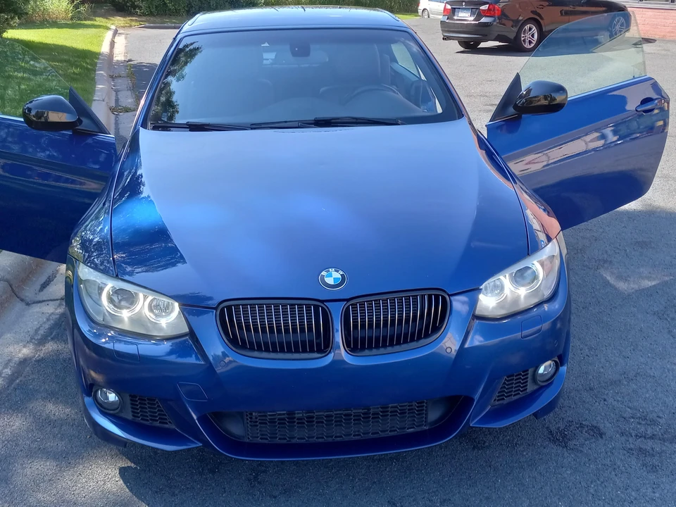 2013 BMW E93 335i Convertible - Image 11 of 31
