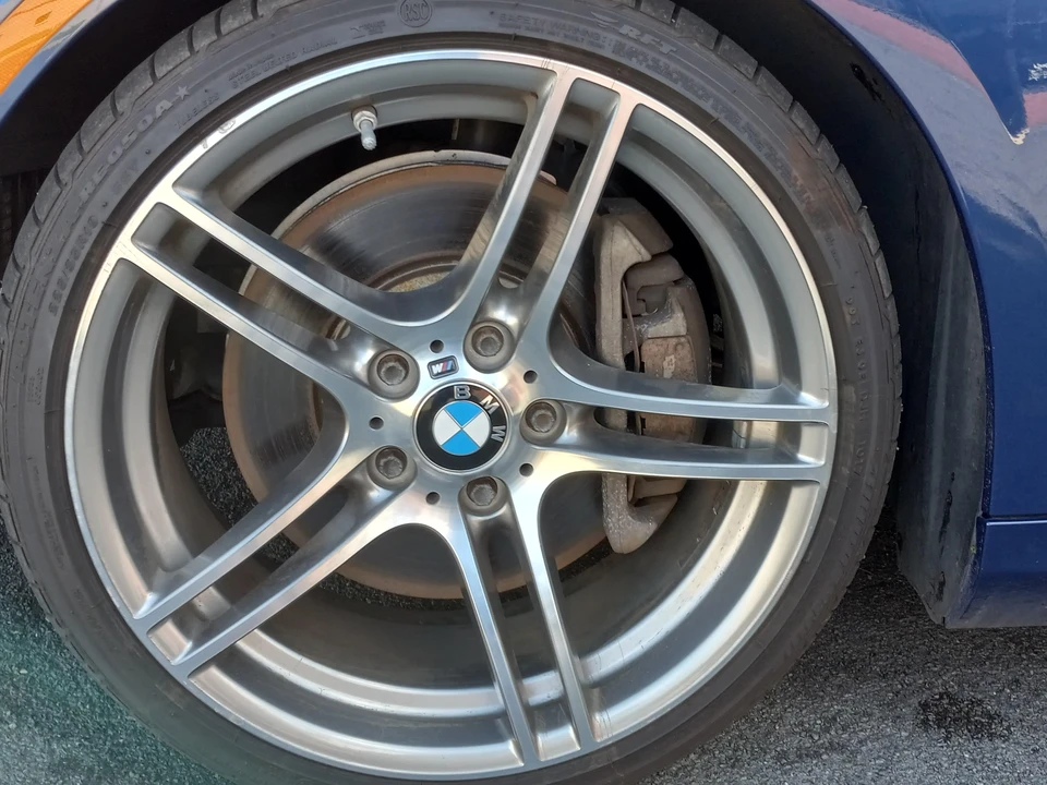 2013 BMW E93 335i Convertible - Image 30 of 31