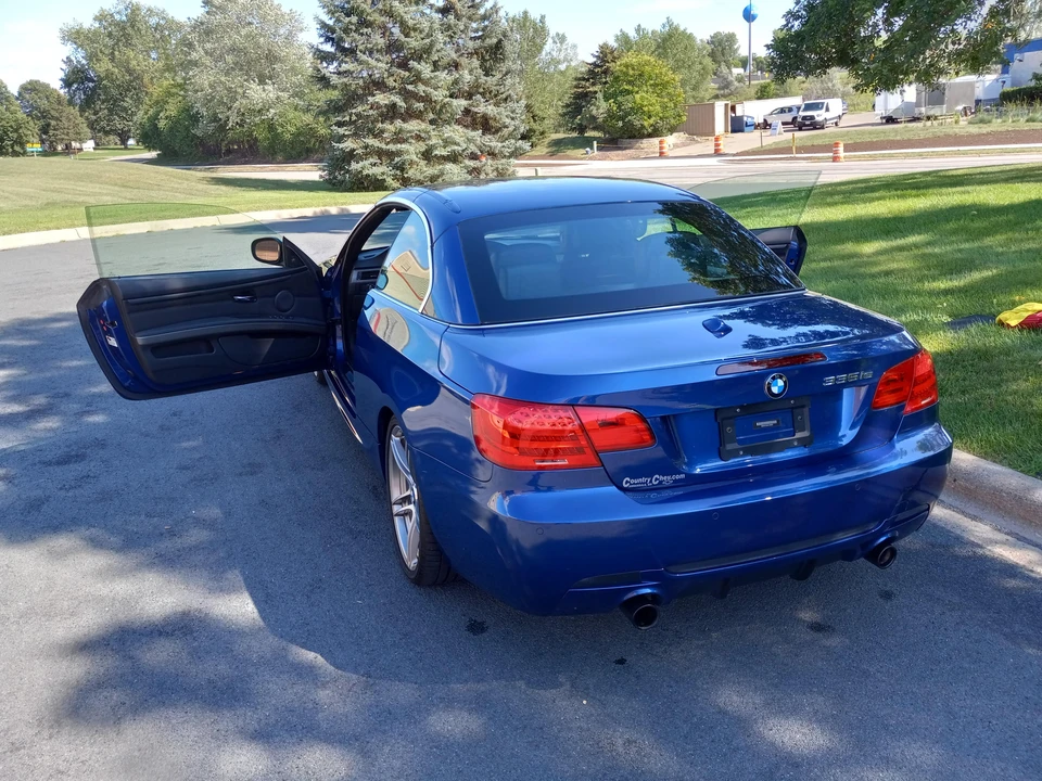 2013 BMW E93 335i Convertible - Image 16 of 31