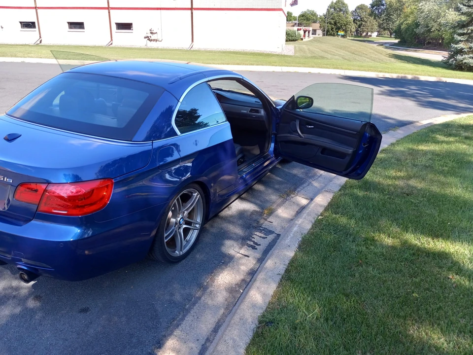 2013 BMW E93 335i Convertible - Image 18 of 31
