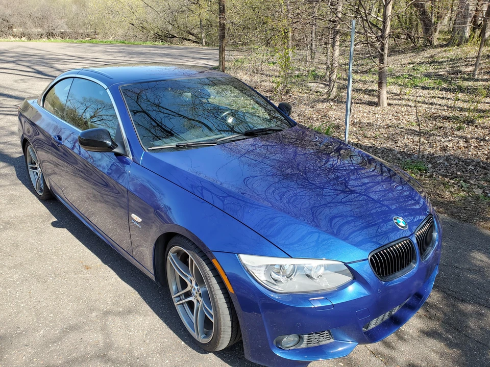 2013 BMW E93 335i Convertible - Image 9 of 31