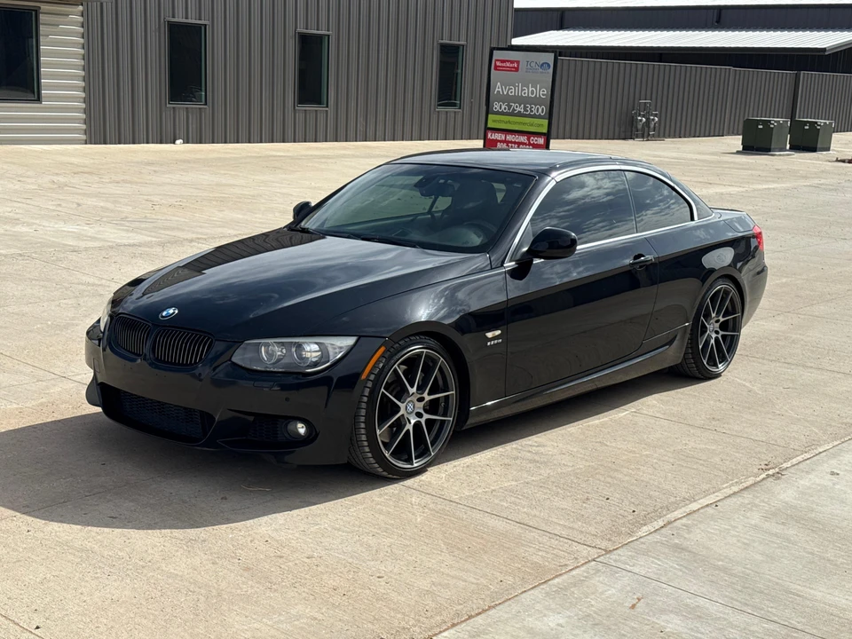2013 BMW E93 335i Convertible - Image 8 of 31