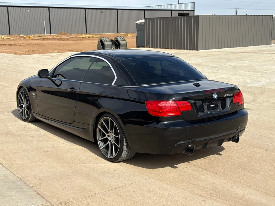 2013 BMW E93 335i Convertible - Image 13 of 31