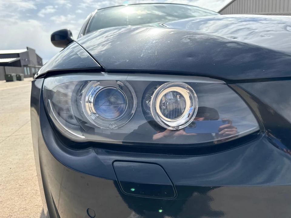 2013 BMW E93 335i Convertible - Image 21 of 31