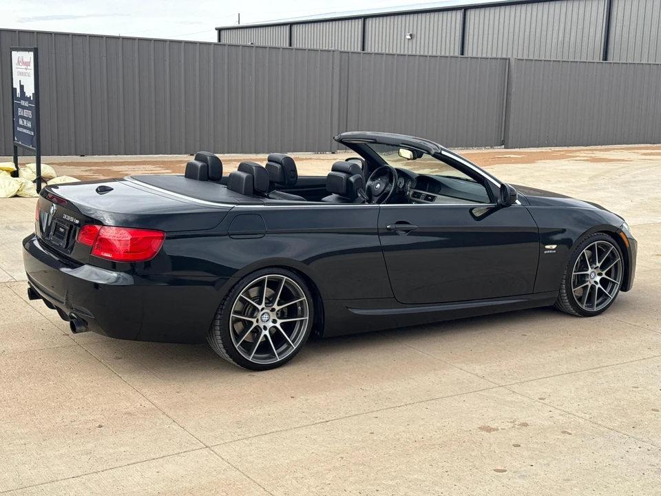 2013 BMW E93 335i Convertible - Image 15 of 31
