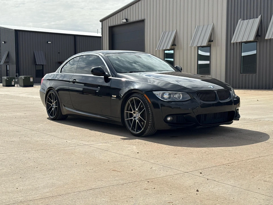 2013 BMW E93 335i Convertible - Image 16 of 31