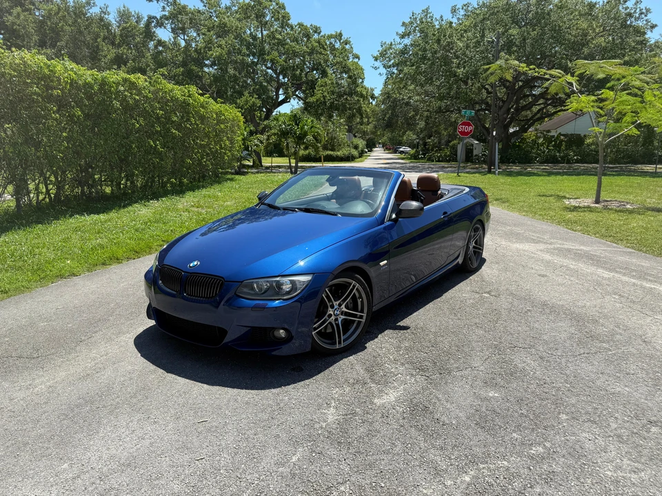 2013 BMW E93 335i Convertible - Image 7 of 21