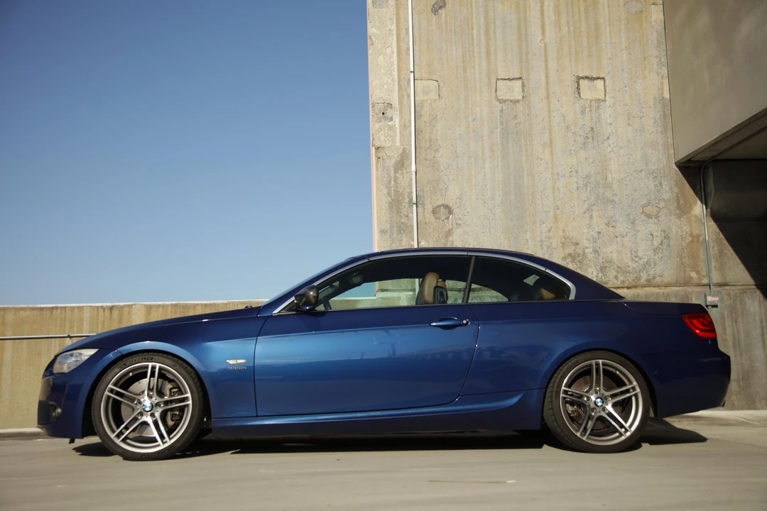 2013 BMW E93 335i Convertible - Image 21 of 21