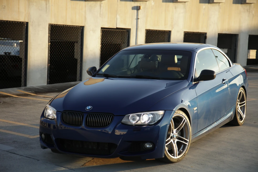 2013 BMW E93 335i Convertible - Image 19 of 21