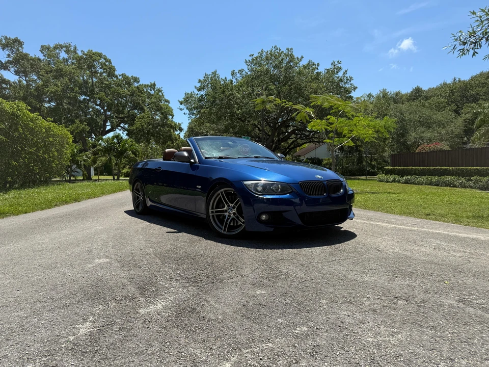 2013 BMW E93 335i Convertible - Image 18 of 21