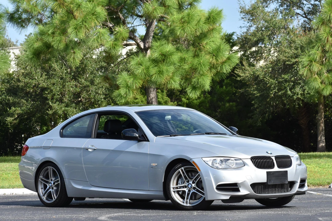 2013 BMW E92 335i Coupe - Image 11 of 22