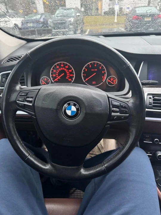 2013 BMW 5 Series - Image 8 of 10