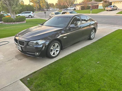 2013 BMW 5 Series 525i