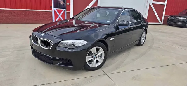 2013 BMW 5 Series 525i Sedan 4D