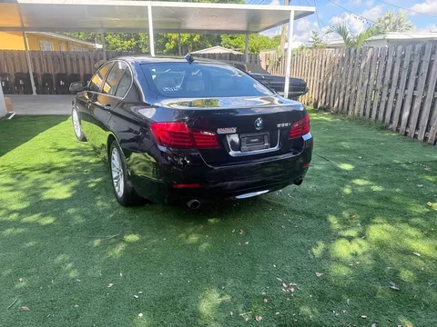 2013 BMW 5 Series 525i Sedan 4D