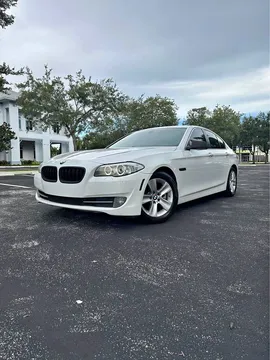 2013 BMW 5 Series 525i Sedan 4D