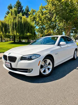 2013 BMW 5 Series 528i Sedan 4D