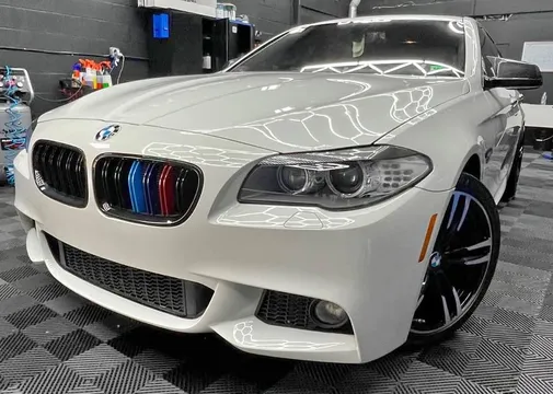 2013 BMW 5 Series 528i Sedan 4D