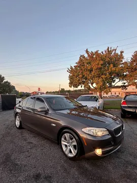 2013 BMW 5 Series 528i Sedan 4D