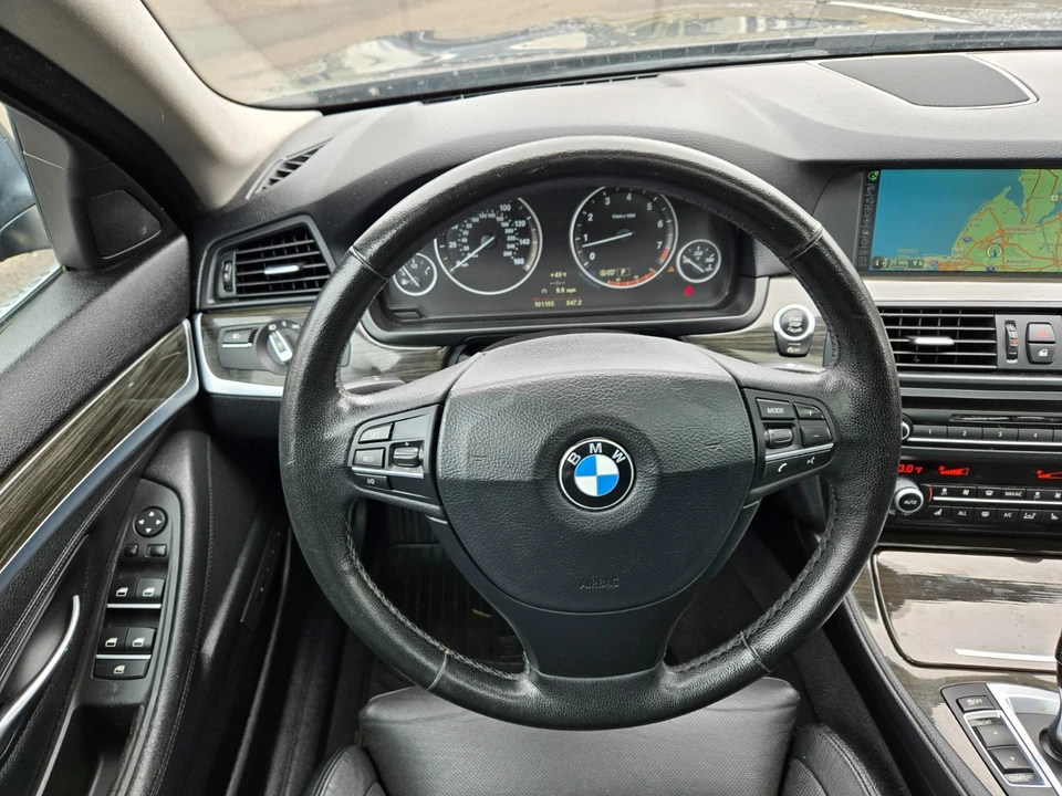 2013 BMW F10 5 Series Sedan - Image 17 of 21