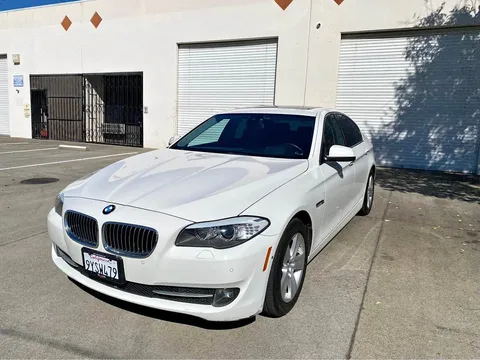 2013 BMW 5 Series 528i xDrive Sedan