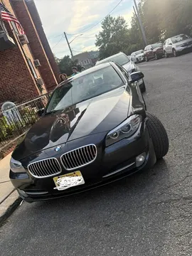 2013 BMW 5 Series 528i xDrive Sedan