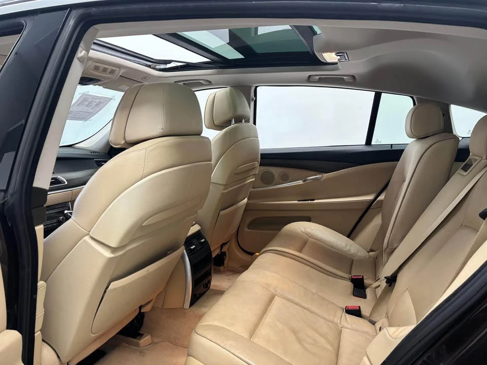 2013 BMW 5 Series - Image 9 of 10