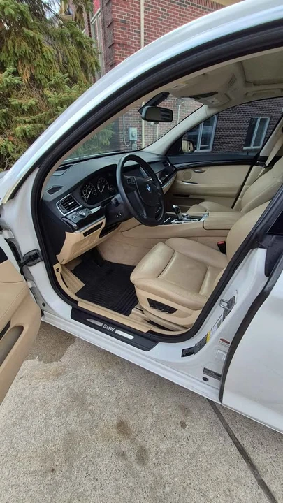 2013 BMW 5 Series - Image 11 of 18