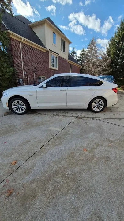 2013 BMW 5 Series - Image 9 of 18