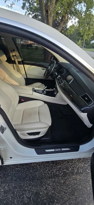 2013 BMW 5 Series - Image 16 of 20