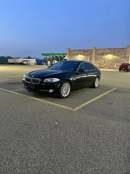 2013 BMW 5 Series 535i Sedan 4D