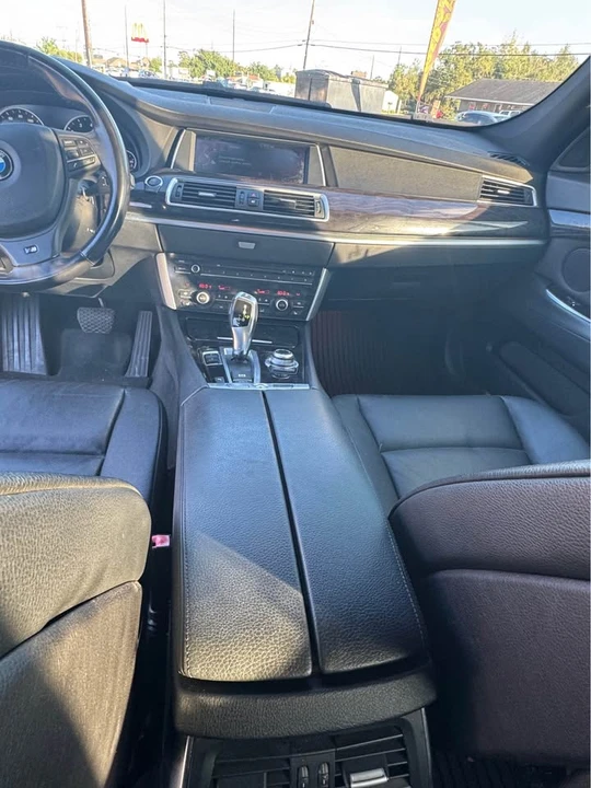 2013 BMW 5 Series - Image 17 of 20