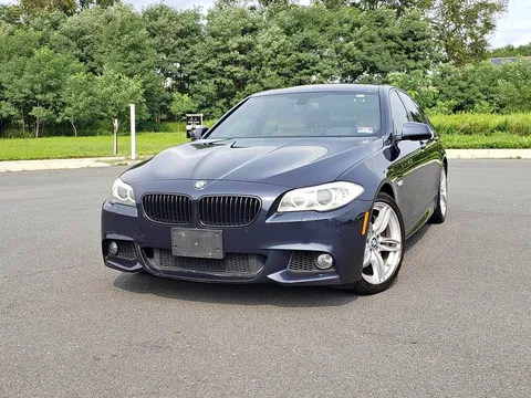 2013 BMW 5 Series 550i Sedan 4D