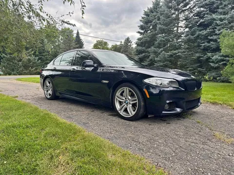 2013 BMW 5 Series 550i xDrive Sedan