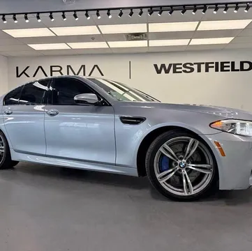 2013 BMW 5 Series M5