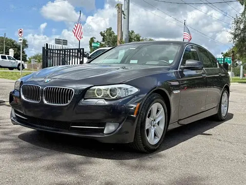 2013 BMW 5 Series 528i Sedan