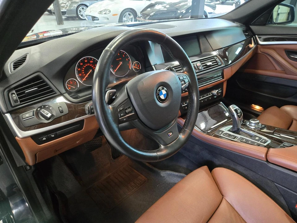 2013 BMW F10 5 Series Sedan - Image 7 of 16