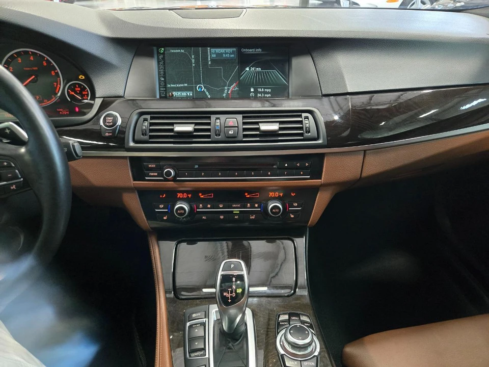 2013 BMW F10 5 Series Sedan - Image 13 of 16
