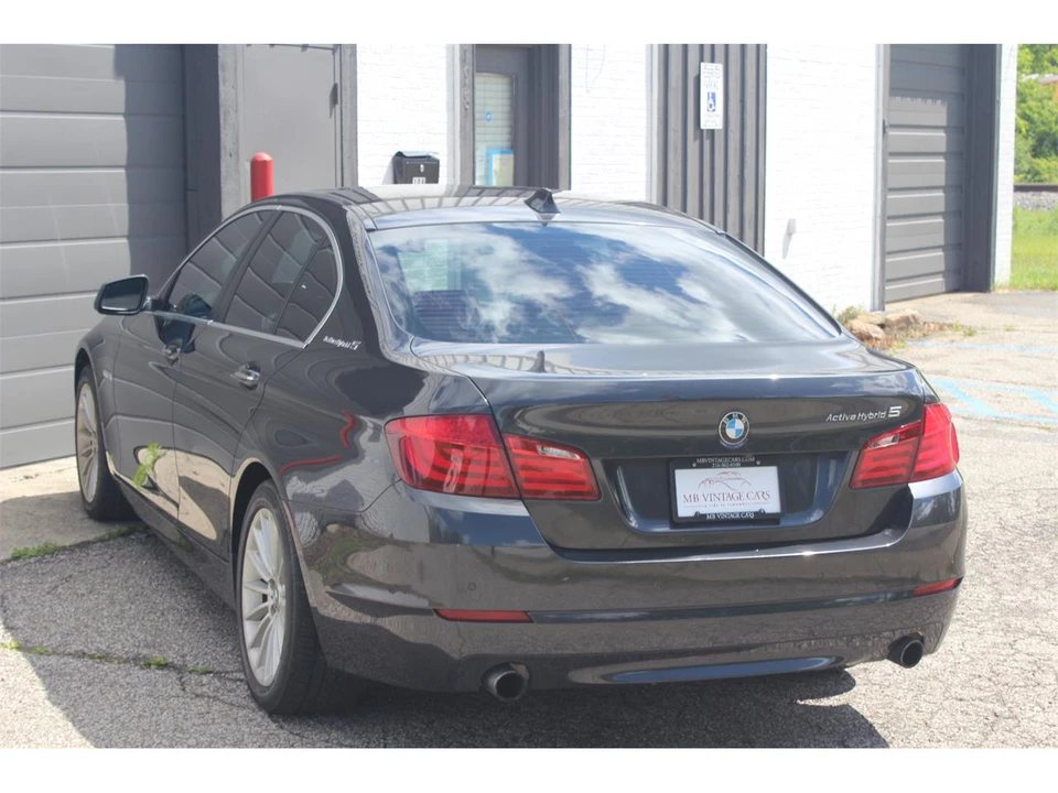 2013 BMW F10 5 Series Sedan - Image 4 of 31