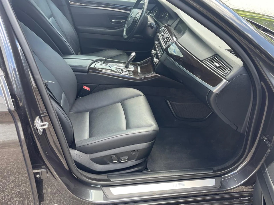 2013 BMW F10 5 Series Sedan - Image 19 of 31