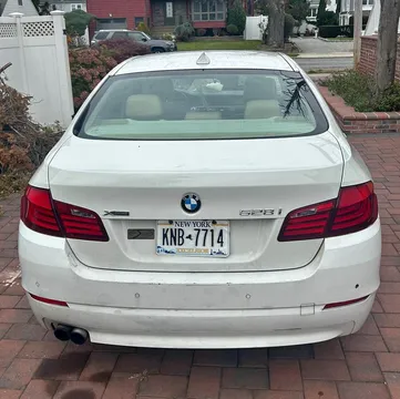 2013 BMW 5 Series 525xi Sedan