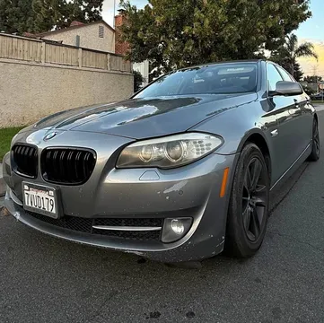 2013 BMW 528i Sedan