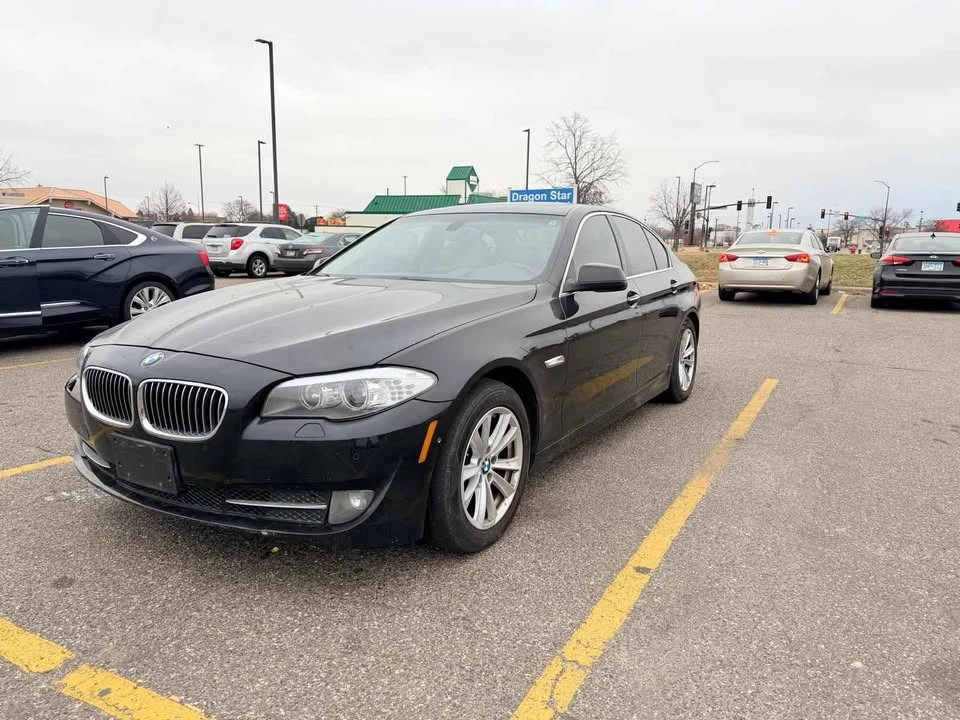 2013 BMW F10 5 Series Sedan - Image 3 of 10